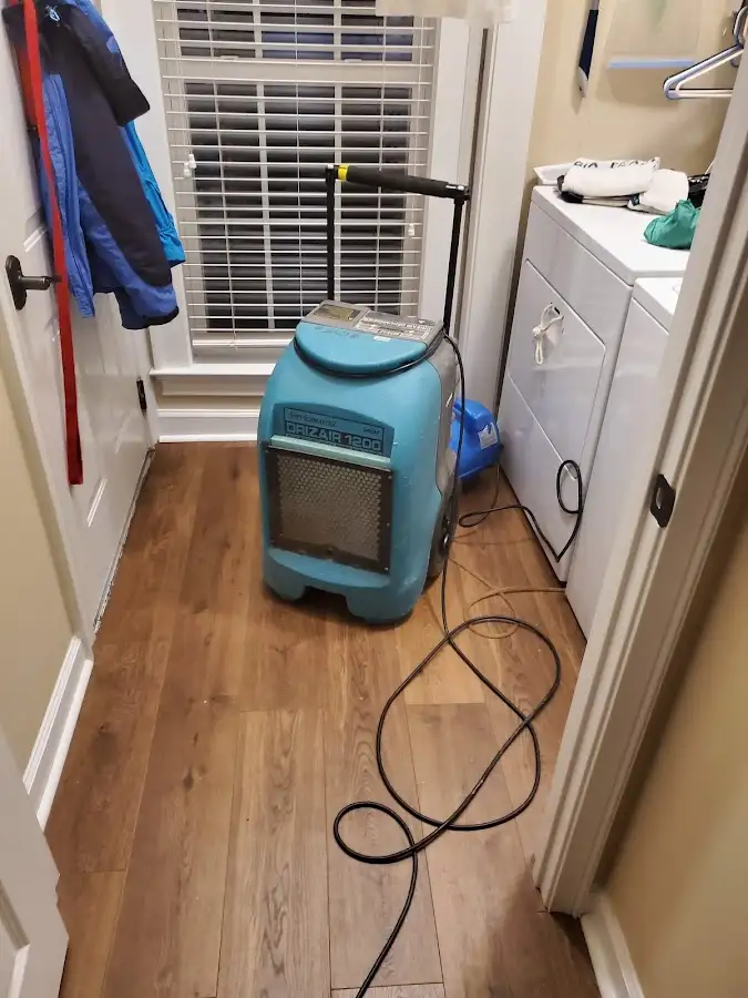 Commercial dehumidifier deployed for Flood Damage Cleanup in Oakwood